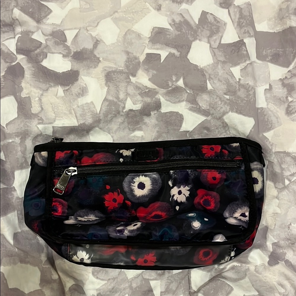 Lug Cosmetic Bag